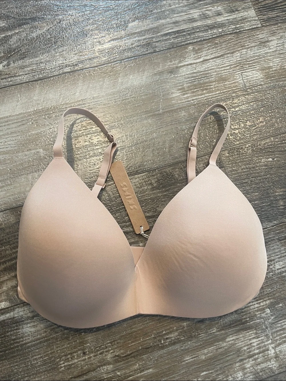 NWT skims wireless form push up plunge bra in color clay 32DD - Picture 2 of 10